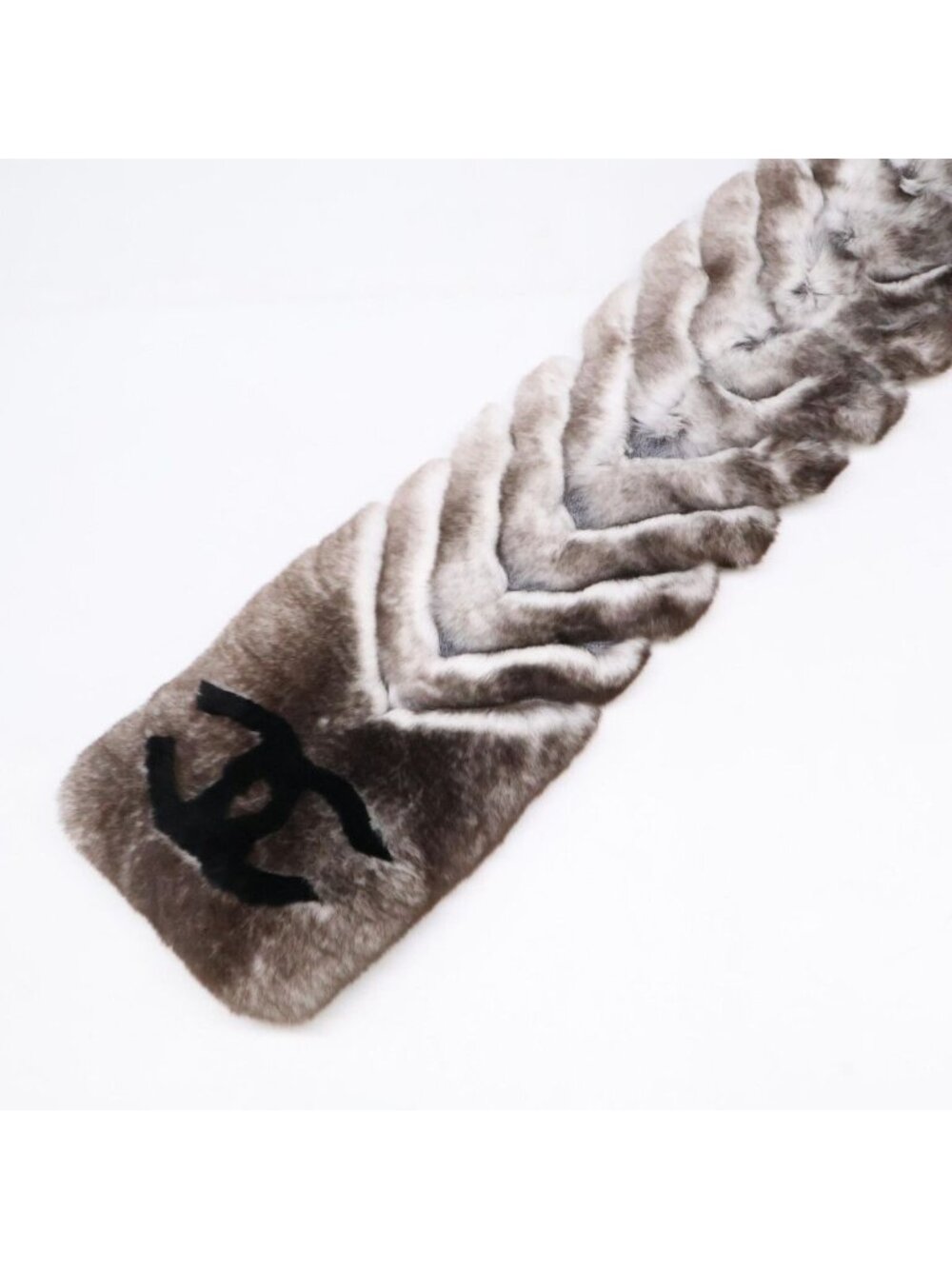 Chanel Orirag Cashmere Alpaca CC Logo Scarf on Both Ends - Picture 2 of 12